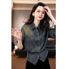 批发m家<b class='q'>牛仔</b>外套高级气质显瘦<b class='q'>女装</b><b class='q'>牛仔</b>外套