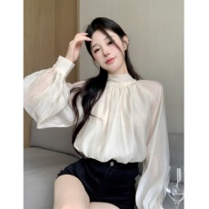 批发2026春秋新款高级感优雅气质蝴蝶结绑带<b class='q'>衬衫</b>女设计感别致宽松<b class='q'>衬衣</b>