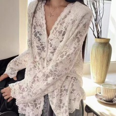 批发长袖衬衫女2026秋季新款高级感爆款打底衫高级感甜辣<b class='q'>镂空</b>蕾丝上衣