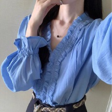 批发秋装新款法式小资蓝色木耳边长袖<b class='q'>衬衫</b>高级感宽松显瘦喇叭袖上衣