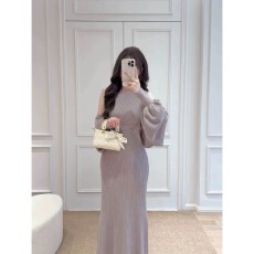 批发DomyLilz 栗子 |  气质纯欲樱花妹修身罗纹4way针织连衣裙两件套