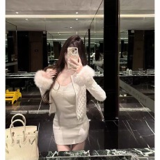 批发M900毛针织衫外套连衣裙女秋冬2025年新款超好看两件套<b class='q'>春</b>秋高级感