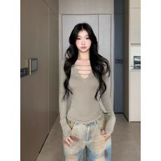 批发WITHMIN 修身长袖t恤女秋冬新款<b class='q'>显瘦</b>纯欲性感内搭打底衫女上衣服