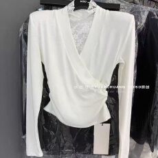 批发2025新款秋冬<b class='q'>韩版</b>时尚交叉设计蕾丝拼接立领磨毛长袖打底衫上衣女