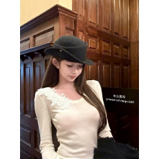 批发unoone 浮花梦影 蕾丝边拼接圆领修身长袖打底内搭T恤