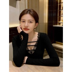 批发2025冬季显瘦慵懒松弛感上衣超火超好看黑色<b class='q'>蕾丝拼接</b>内搭打底T恤