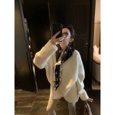 批发2025秋冬新款韩系慵懒风纯色 圆领毛衣针织<b class='q'>短裤</b>两件套<b class='q'>套装</b>