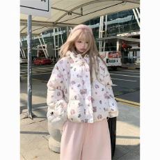 批发<b class='q'>日系</b>多巴胺设计感小狗满印连帽棉服女冬季新款复古<b class='q'>甜美</b>面包服外套