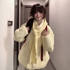 批发甜美可爱小个子奶黄色加厚立领棉衣女冬季新款加厚保暖面包服外套