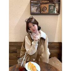 批发美拉德撞色翻领马甲棉服外套女<b class='q'>冬</b>季叠穿宽松休闲卫衣长袖两件套装