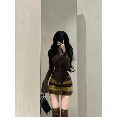 批发套装女2025秋季新款纯欲长袖针织开衫上衣高腰显瘦复古格纹<b class='q'>包臀</b>裙