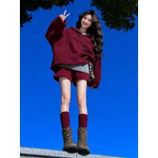 批发今年流行新款宽松针织衫毛衣时尚<b class='q'>打底</b>衫<b class='q'>短裤</b>减龄百搭减龄三件套