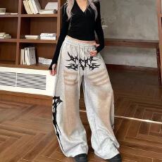 批发美式复古脏脏做旧图腾印花弯刀卫裤<b class='q'>男</b>女宽松阔腿长裤街舞休闲<b class='q'>裤子</b>