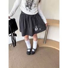 批发甜美复古小清新高腰显瘦百搭格纹刺绣蛋糕裙<b class='q'>百褶</b>裙<b class='q'>半身裙</b>秋冬新款