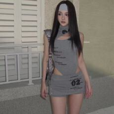 批发辣妹字母印花高领斜切<b class='q'>连体</b>衣短<b class='q'>裤裙</b>裤两件套女收腰显瘦辣妹套装新