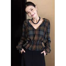 批发法式复古格纹衬衫女春季2026新款长袖V领收腰设计感小众气质上衣