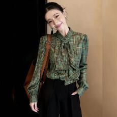 批发气质绿色<b class='q'>衬衫</b>显白高级感温柔风时尚减龄洋气减龄<b class='q'>女装</b>2026春季新款