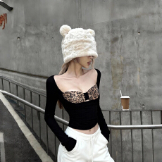 批发辣妹穿搭豹纹拼接方领假两件长袖<b class='q'>T</b><b class='q'>恤</b>女2026春新款个性显瘦打底衫