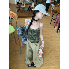 批发美式<b class='q'>街头</b>设计感迷彩撞色吊带背心女夏季修身显瘦短款上衣