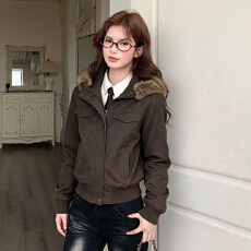 批发美式复古毛领连帽工装<b class='q'>外套</b>女2026春秋新款<b class='q'>显瘦</b>机车短款夹克上衣潮