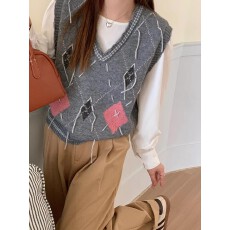 批发韩系学院风复古流苏系带V领撞色菱形格纹针织背心短款马甲女