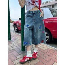 批发美式复古设计感卡通刺绣牛仔七分裤男女<b class='q'>街头</b>宽松阔腿中裤潮