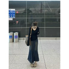 批发甜酷复古牛仔半身裙女春<b class='q'>夏</b>装新款高腰a字大裙摆包臀长裙鱼尾裙子