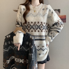 批发实拍2025年秋冬大码女装费尔岛提花圆领套头毛衣胖MM宽松针织上衣