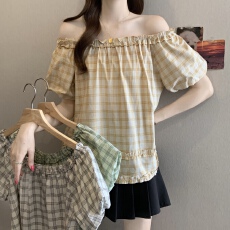 批发实拍2026年夏季新款大码女装短袖格子一字领衬衫<b class='q'>胖</b><b class='q'>MM</b>圆领花边上衣