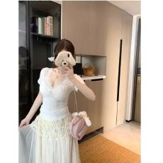 批发纯欲假两件蕾丝短袖T恤夏季新款拼接修身显瘦设计感休闲<b class='q'>百搭</b>上衣