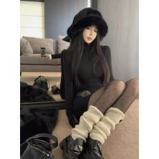 批发半高领黑色连衣裙女秋冬纯欲性感包臀小妈短裙显身材打底内搭<b class='q'>裙子</b>