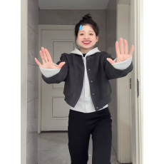 批发高级慵懒叠穿加绒两件套韩系棒球短<b class='q'>外套</b>秋冬新款浅灰连帽<b class='q'>上衣</b>套装