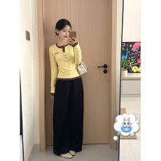 批发假两件长袖针织衫女设计感黄色早秋高级感叠穿半开领<b class='q'>休闲</b>显瘦上衣