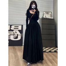 批发韩系黑色长袖连衣裙子女秋冬季2025年新款高级感气质穿搭包臀长裙