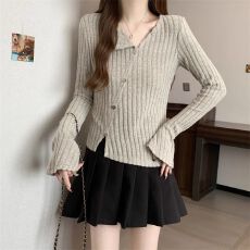 批发(原版面料）秋冬新款<b class='q'>不规则</b>V领打底<b class='q'>针织衫</b>长袖显瘦遮肚子短款上衣