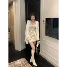 批发早春新款辣妹长袖方领内搭连衣裙女收腰气质小众设计感包臀短裙子