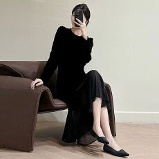 批发高级气质连衣裙女装2026秋季新款黑色裙子高端秋装小黑裙早秋长裙