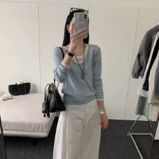 批发假两件V领长袖<b class='q'>针织衫</b>女春季新款套头拼接撞色显瘦小个子软糯上衣