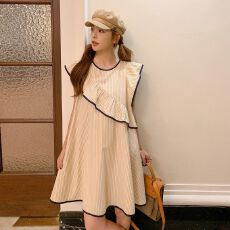 批发法式条纹小飞袖<b class='q'>连衣裙</b>女夏不规则荷叶边背心裙宽松小个子娃娃裙子