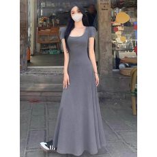 批发法式灰色<b class='q'>修身</b>连衣<b class='q'>裙</b>子女装夏季2026新款高级感气质收腰小个子长<b class='q'>裙</b>