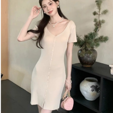 批发法式收腰短袖针织小个子女人味<b class='q'>修身</b>优雅2026夏季海滩度假<b class='q'>裙</b>连衣<b class='q'>裙</b>