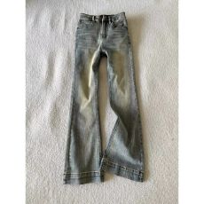 批发2026长腿蜜桃臀中腰弹力水洗蓝修身微喇牛仔裤长裤