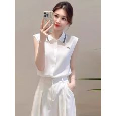 批发法式复古白色正肩外穿上衣设计感超好看夏季条纹polo领无袖衬衫女