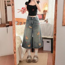 批发大码美式刺绣设计七分牛仔裤<b class='q'>女</b>夏季新款宽松高腰显瘦直筒阔腿中裤