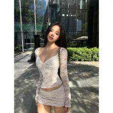 批发白色v领长袖蕾丝衫上衣打底衫女秋季时尚套装<b class='q'>包臀</b><b class='q'>半身</b>短裙两件套