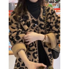 批发港风复古羊羔毛外套女秋冬小个子慵懒风小众宽松百搭豹纹棉衣上衣