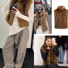 批发时髦仿水貂毛半高领披肩小斗篷无袖毛毛马甲皮草开衫短款2025秋冬
