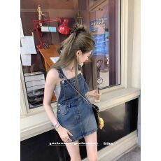 批发美式复古牛仔背带裙女<b class='q'>夏</b>季新款甜酷辣妹百搭显瘦设计感小众连衣裙