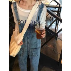 批发新款洋气韩版宽松牛仔背带裤女小个子显瘦休闲连体裤减龄<b class='q'>九分</b>裤