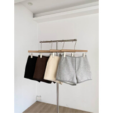 批发提臀<b class='q'>高腰</b>显瘦毛呢休闲<b class='q'>短裤</b>冬季新款韩版通勤百搭a字靴裤